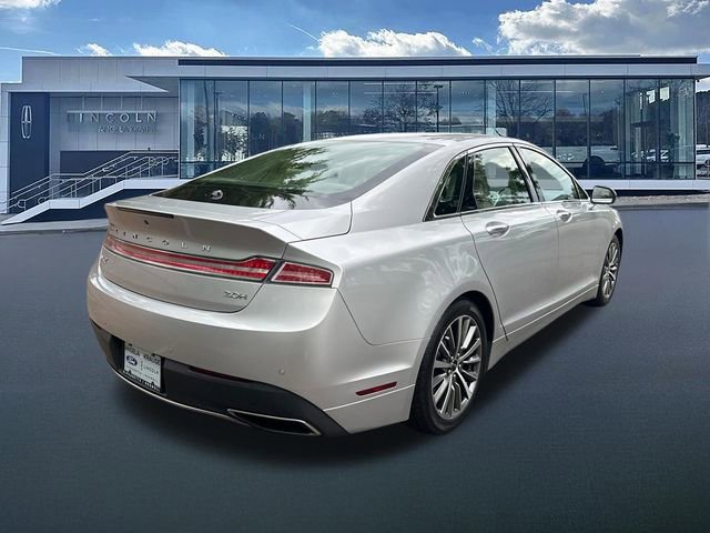 Used 2019 Lincoln MKZ Reserve FWD image 8