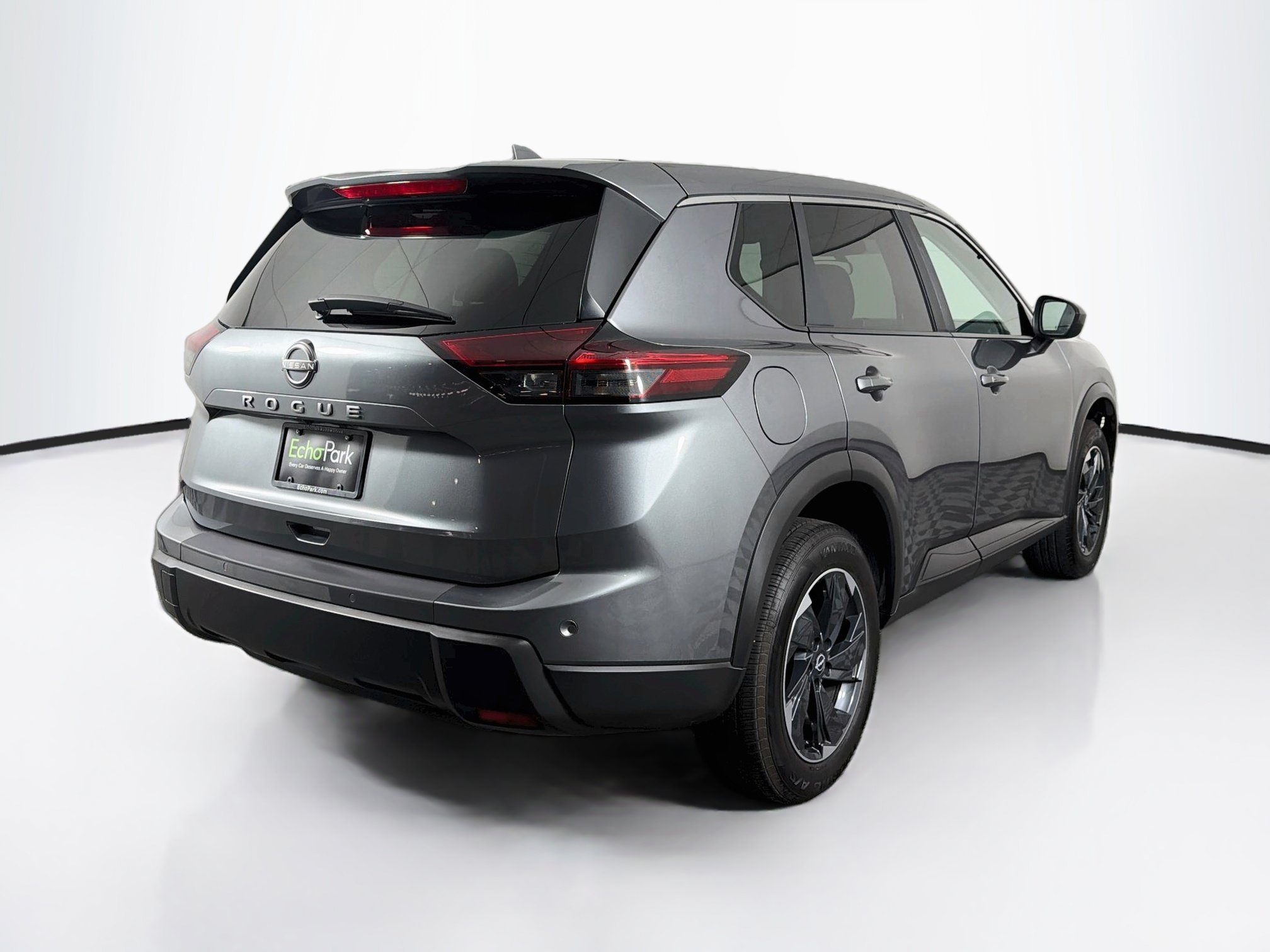 Used 2025 Nissan Rogue SV FWD image 9