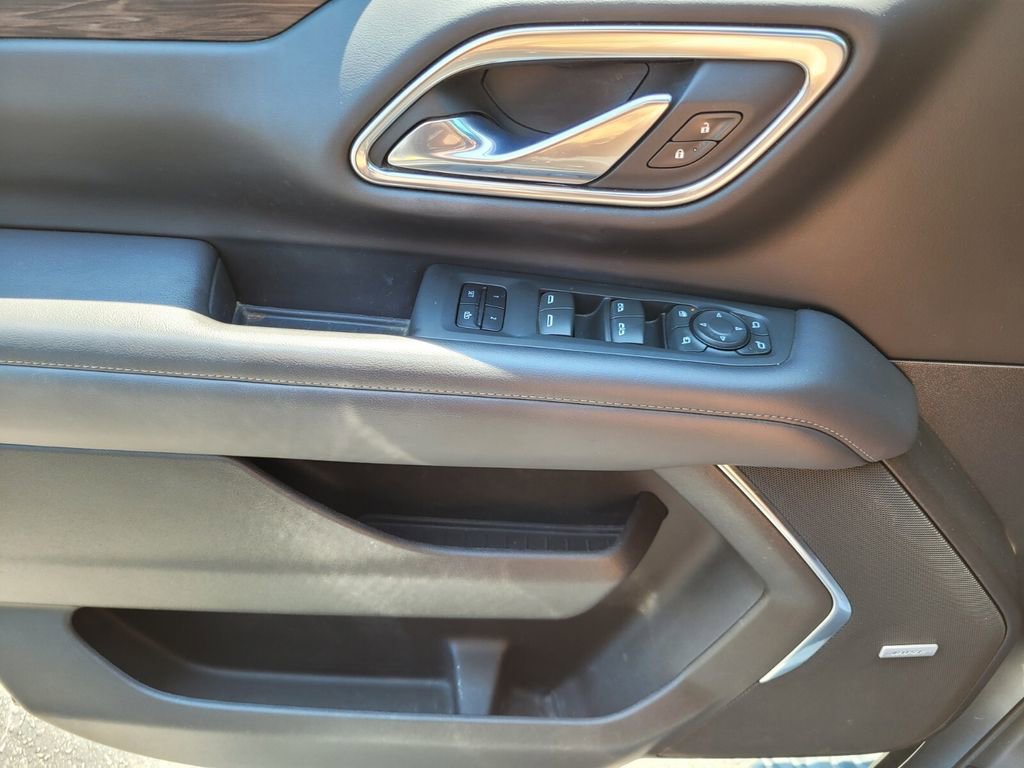 Used 2021 Chevrolet Tahoe Z71 w/ Luxury Package image 24