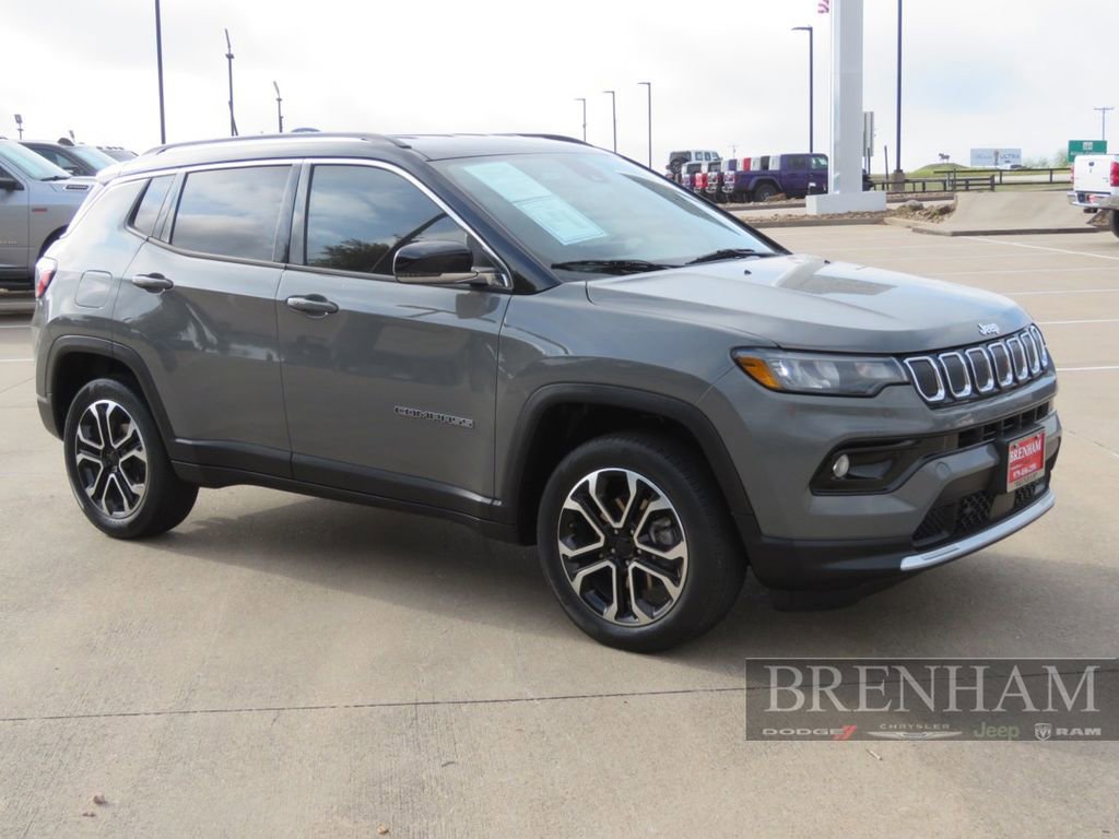 Used 2022 Jeep Compass Limited image 8
