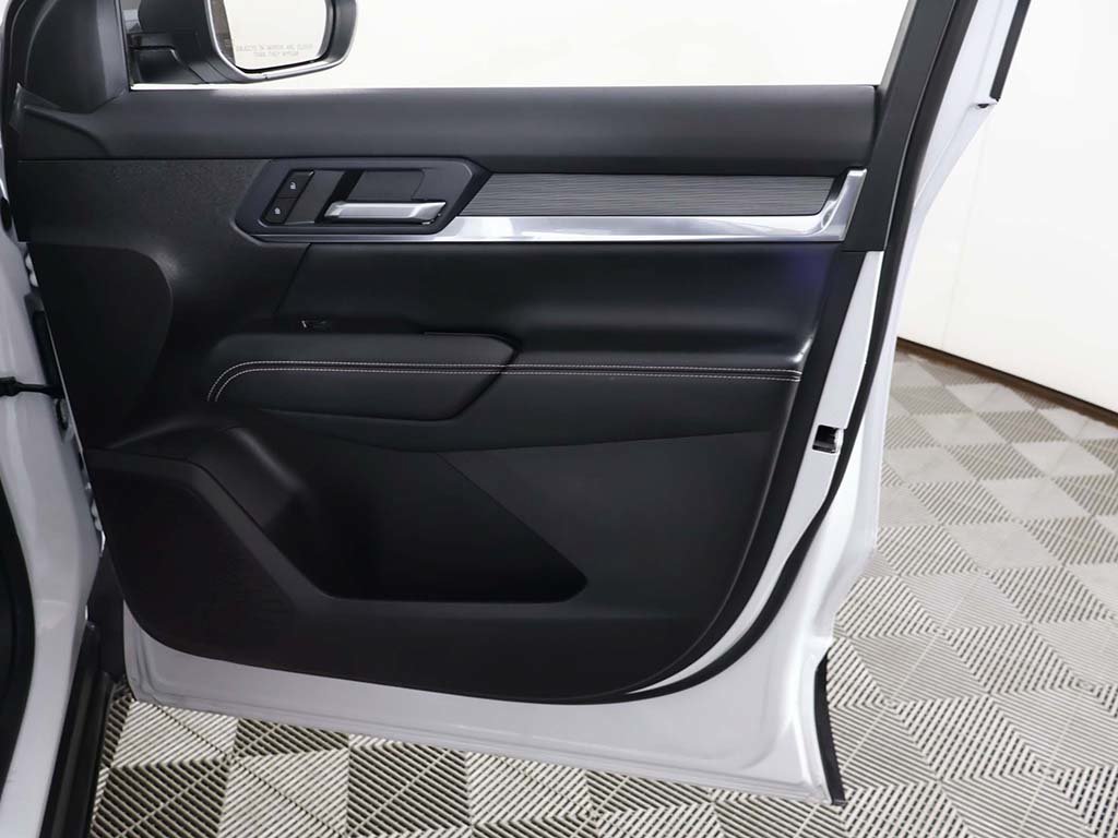 Used 2026 GMC Terrain Elevation FWD image 24
