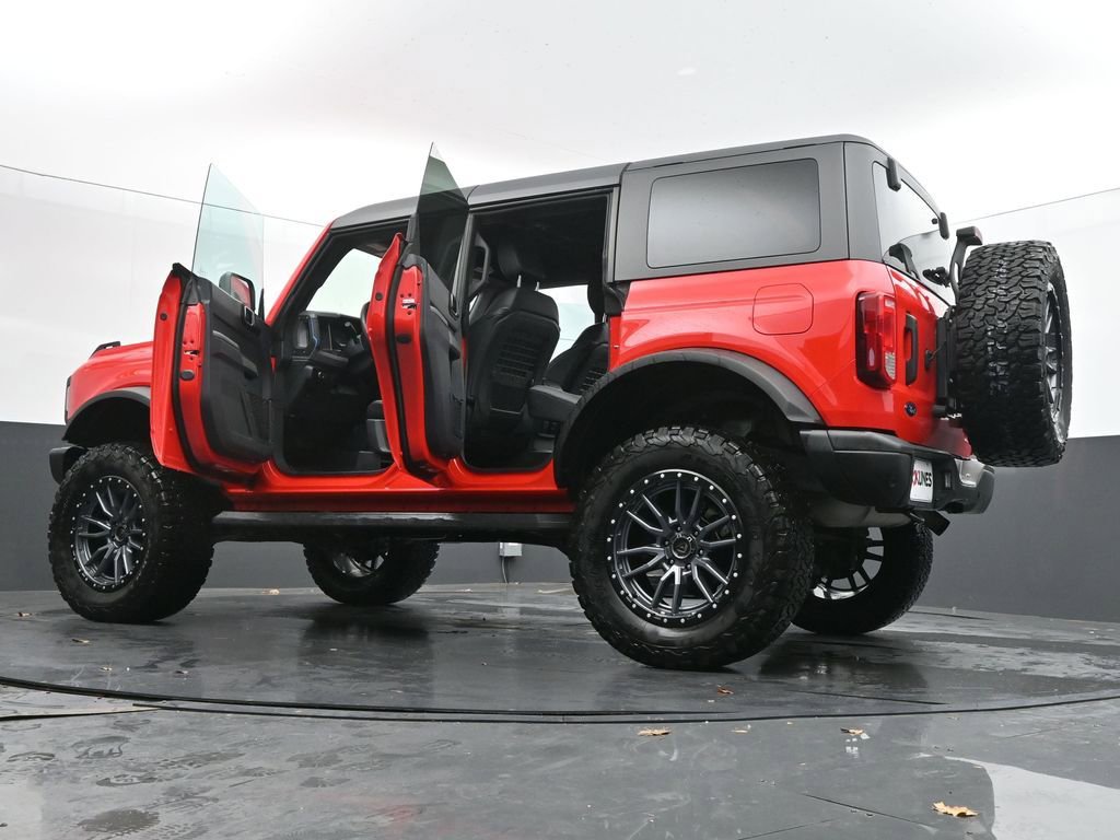 Used 2023 Ford Bronco Black Diamond image 54