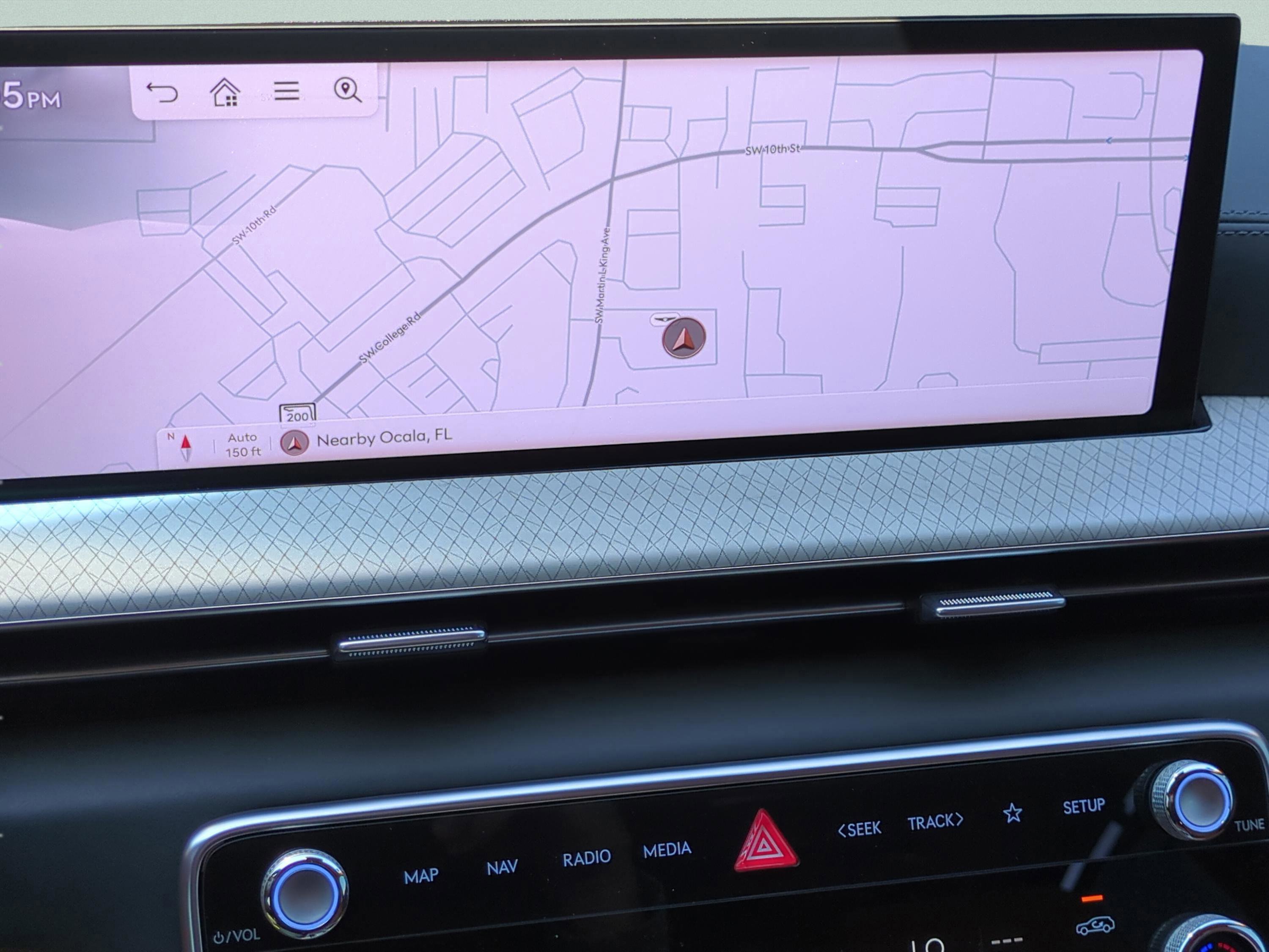 Used 2025 Genesis GV80 3.5T Prestige image 20