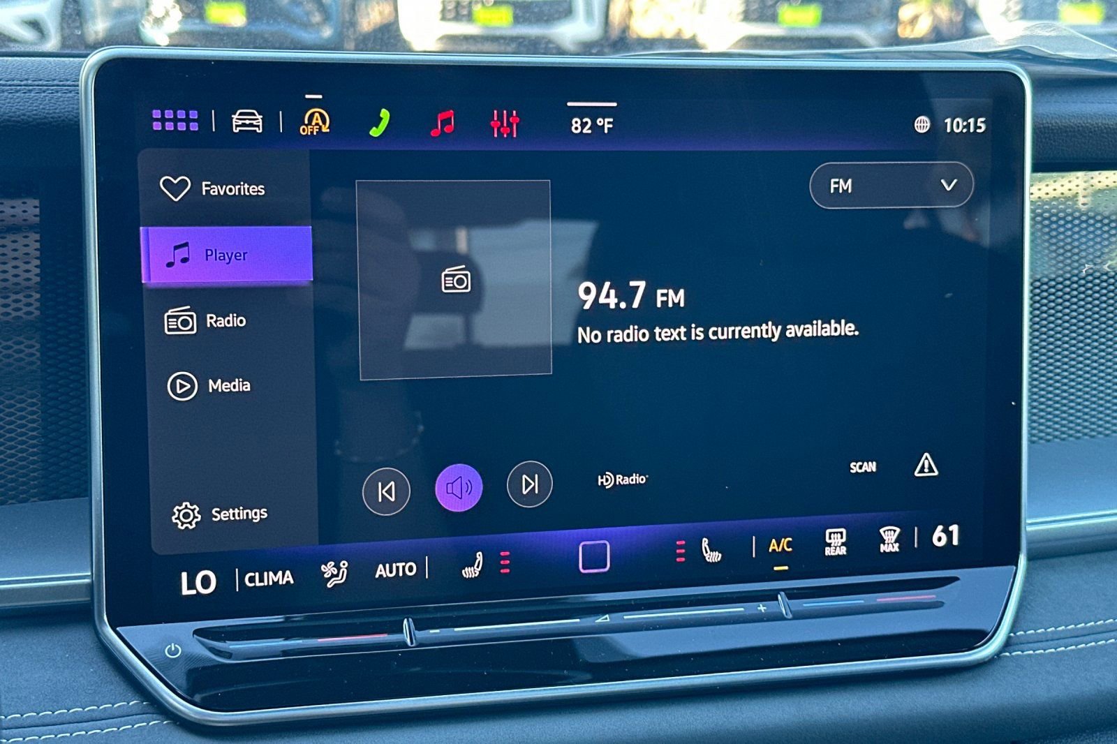 New 2026 Volkswagen Tiguan SE R-Line image 16