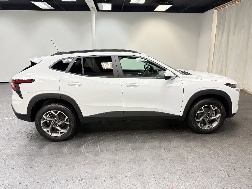 New 2026 Chevrolet Trax LT w/ LT Convenience Package image 7