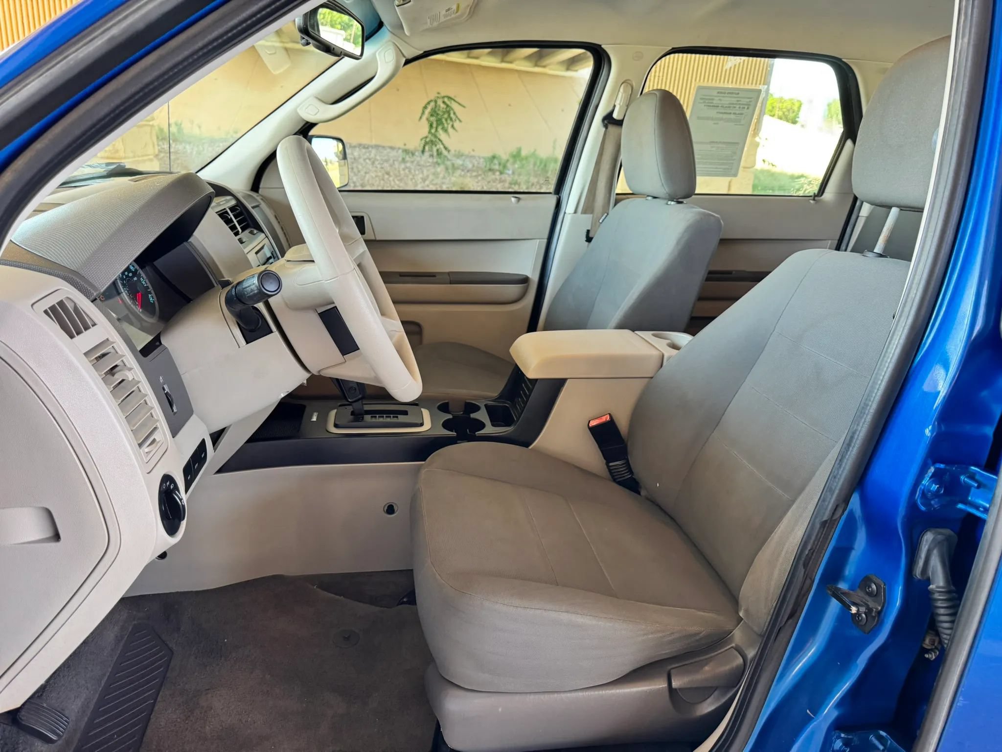 Used 2012 Ford Escape XLS FWD image 11