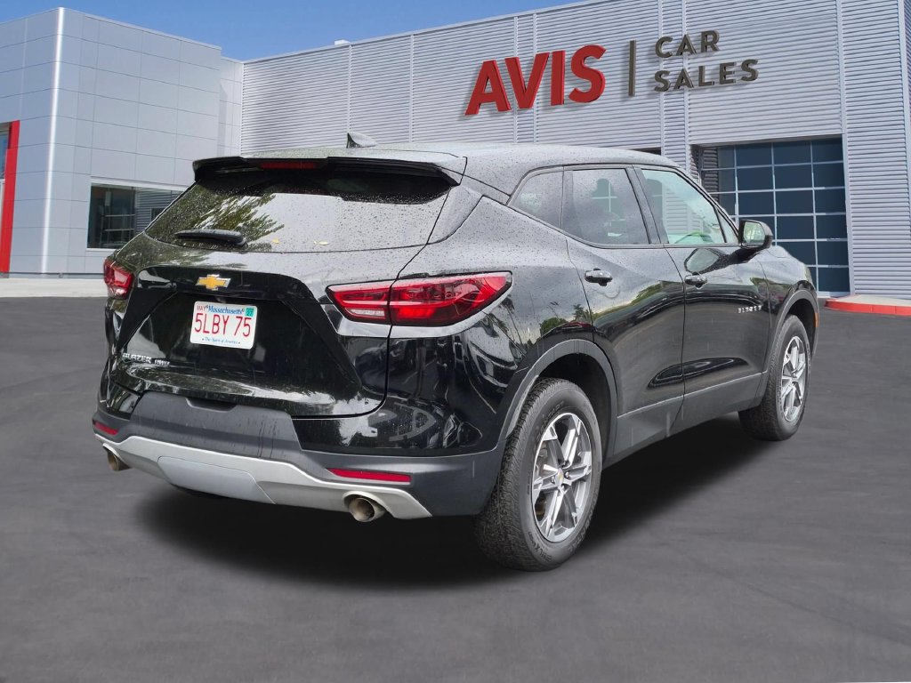 Used 2025 Chevrolet Blazer LT AWD/4WD image 6