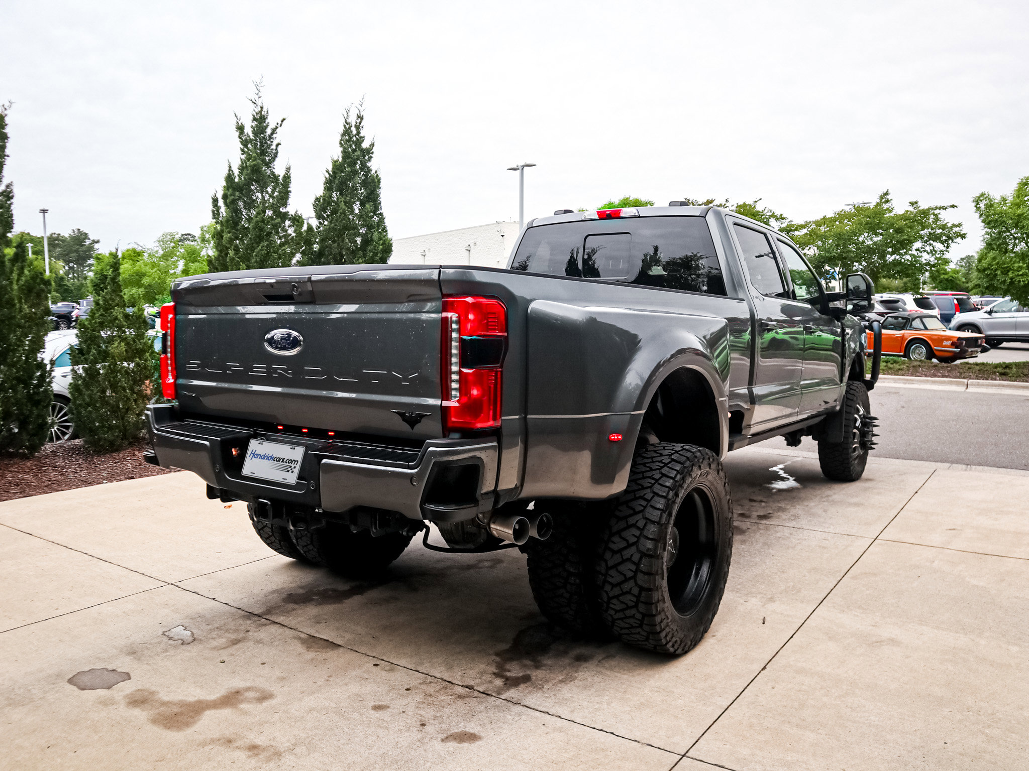 Used 2024 Ford F350 Lariat w/ Lariat Ultimate Package AWD/4WD image 10