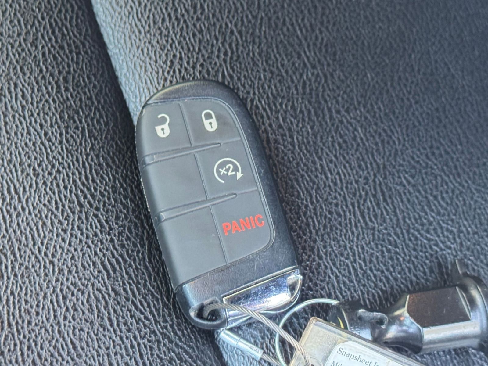 Used 2025 Jeep Compass Limited image 25