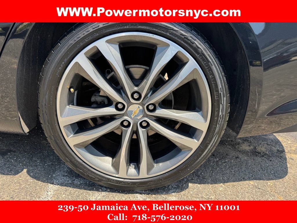 Used 2022 Chevrolet Malibu LT FWD image 13