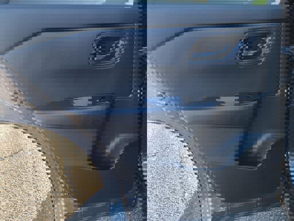 Certified 2024 Nissan Rogue S image 11