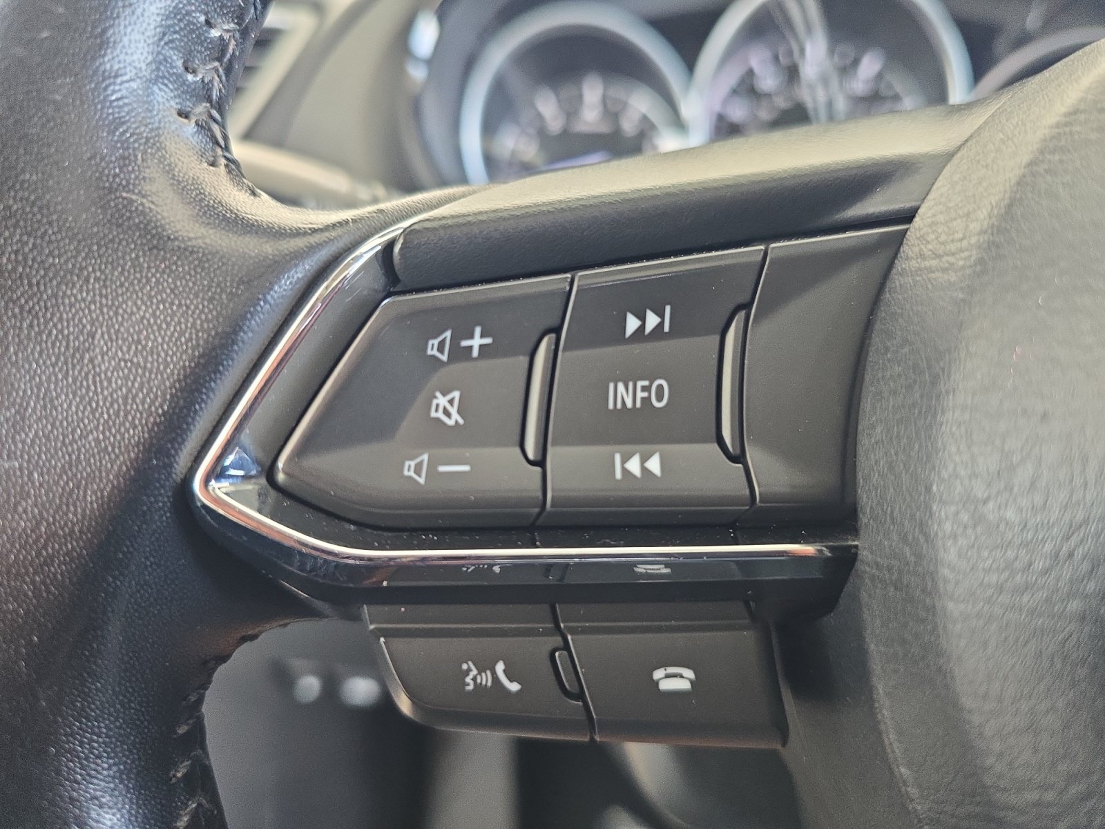 Used 2022 MAZDA CX-9 Touring Plus AWD/4WD image 22
