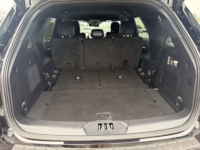 Used 2025 Ford Explorer ST-Line w/ Premium Package AWD/4WD image 36