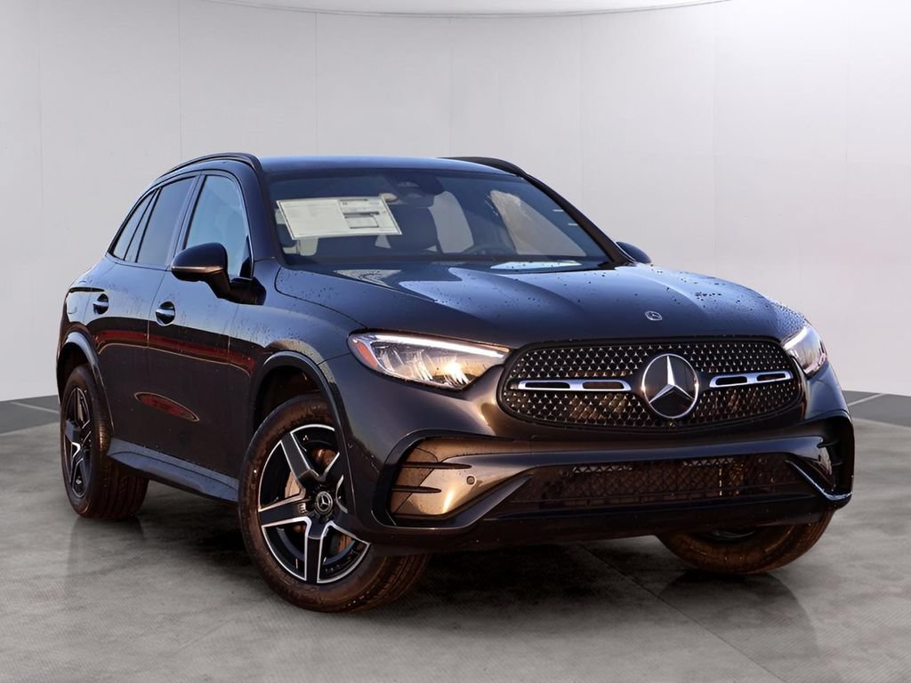 Used 2026 Mercedes-Benz GLC 300 4MATIC image 1