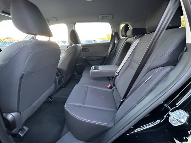 Used 2023 Nissan Rogue S image 28