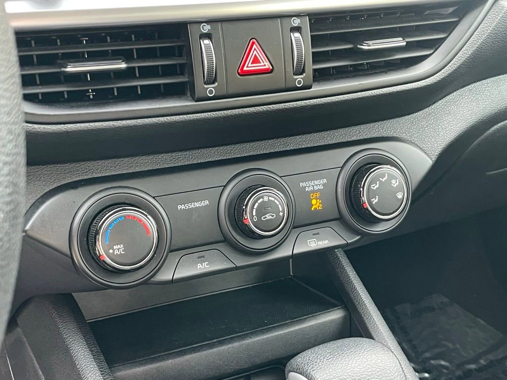 Certified 2023 Kia Forte LXS image 17
