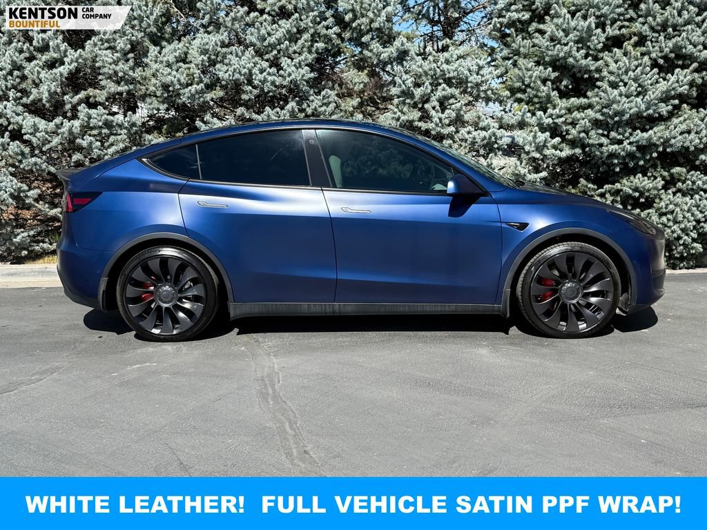 Used 2022 Tesla Model Y Performance image 9