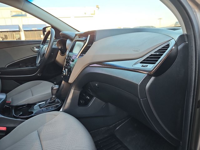 Used 2018 Hyundai Santa Fe Sport w/ 2.4L Value Package 02 FWD image 17