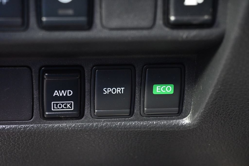 Used 2019 Nissan Rogue S AWD/4WD image 25