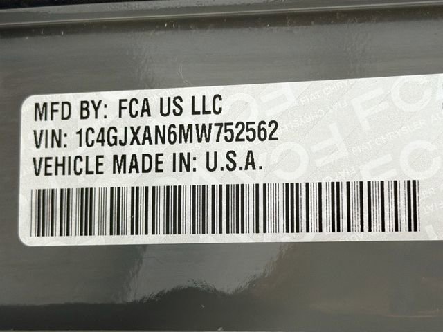 Used 2021 Jeep Wrangler Sport S image 24