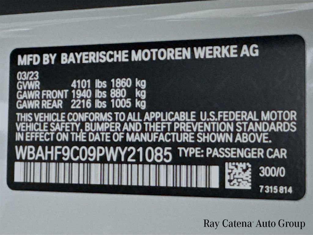 Used 2023 BMW Z4 M40i w/ Premium Package image 28