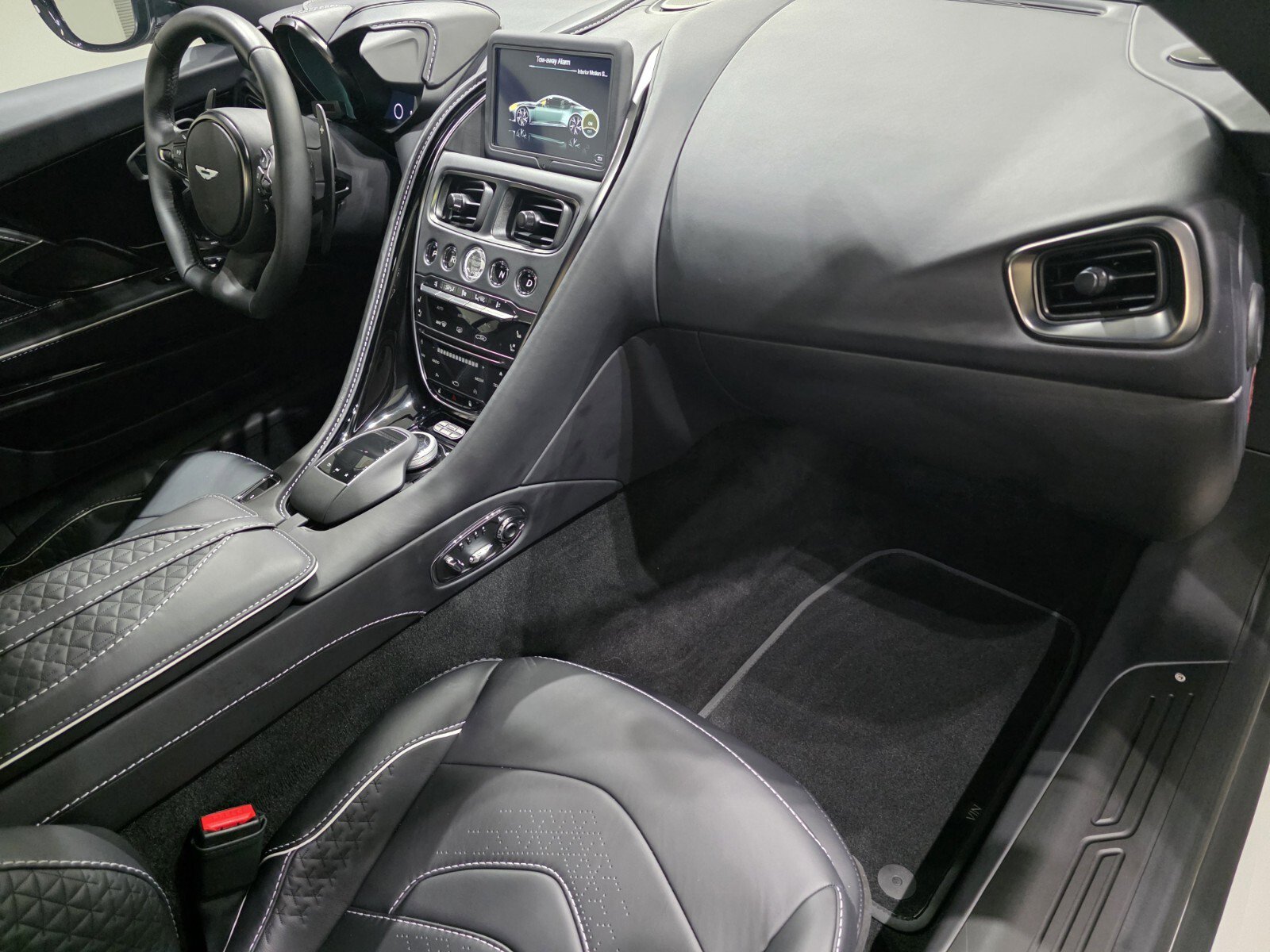 Used 2023 Aston Martin DBS Superleggera image 22