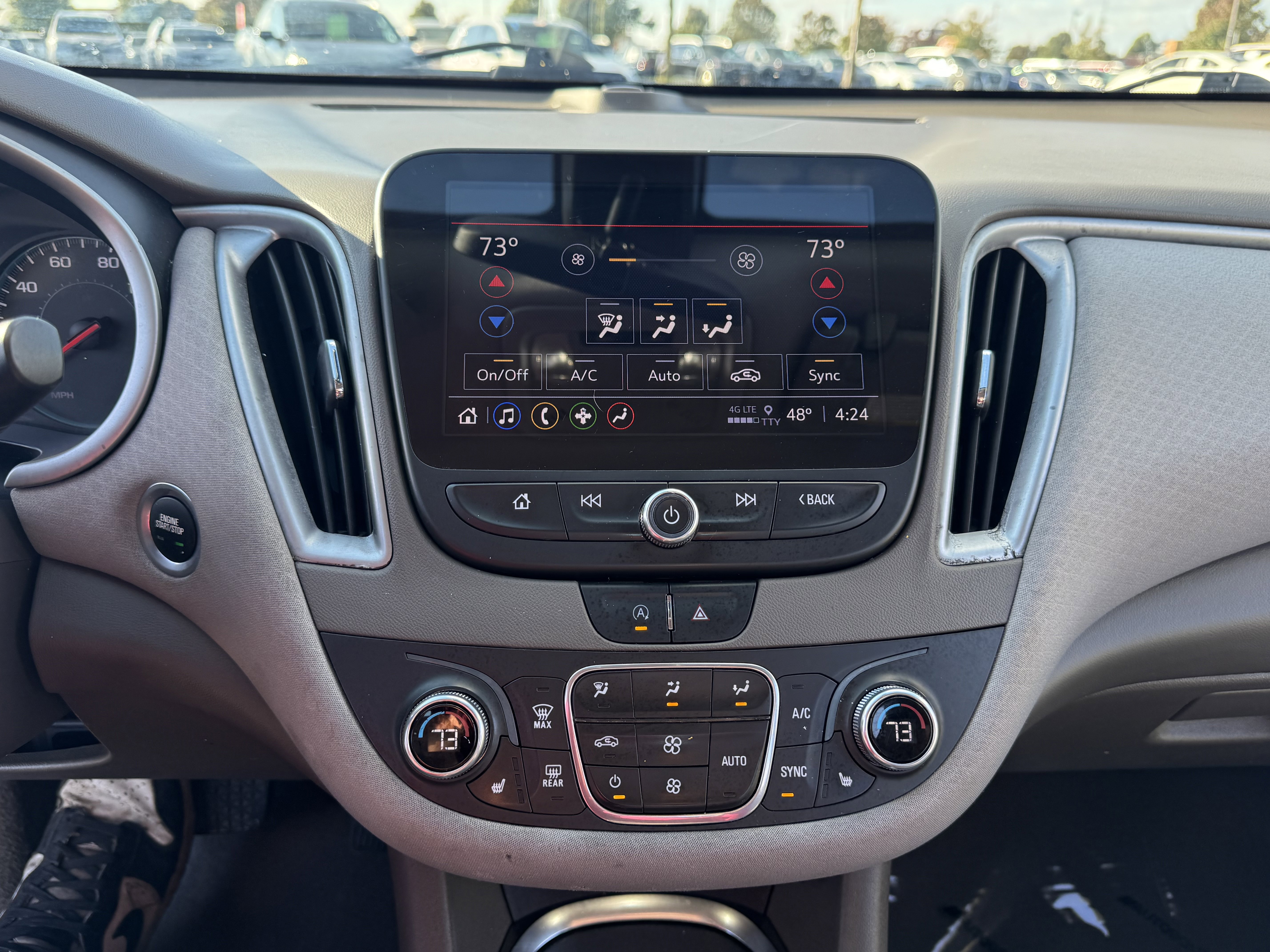 Used 2022 Chevrolet Malibu LT image 24