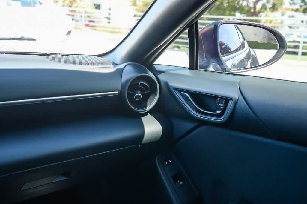 Used 2023 Toyota GR86 w/ ALL Weather Mat Package (TMS) RWD image 17