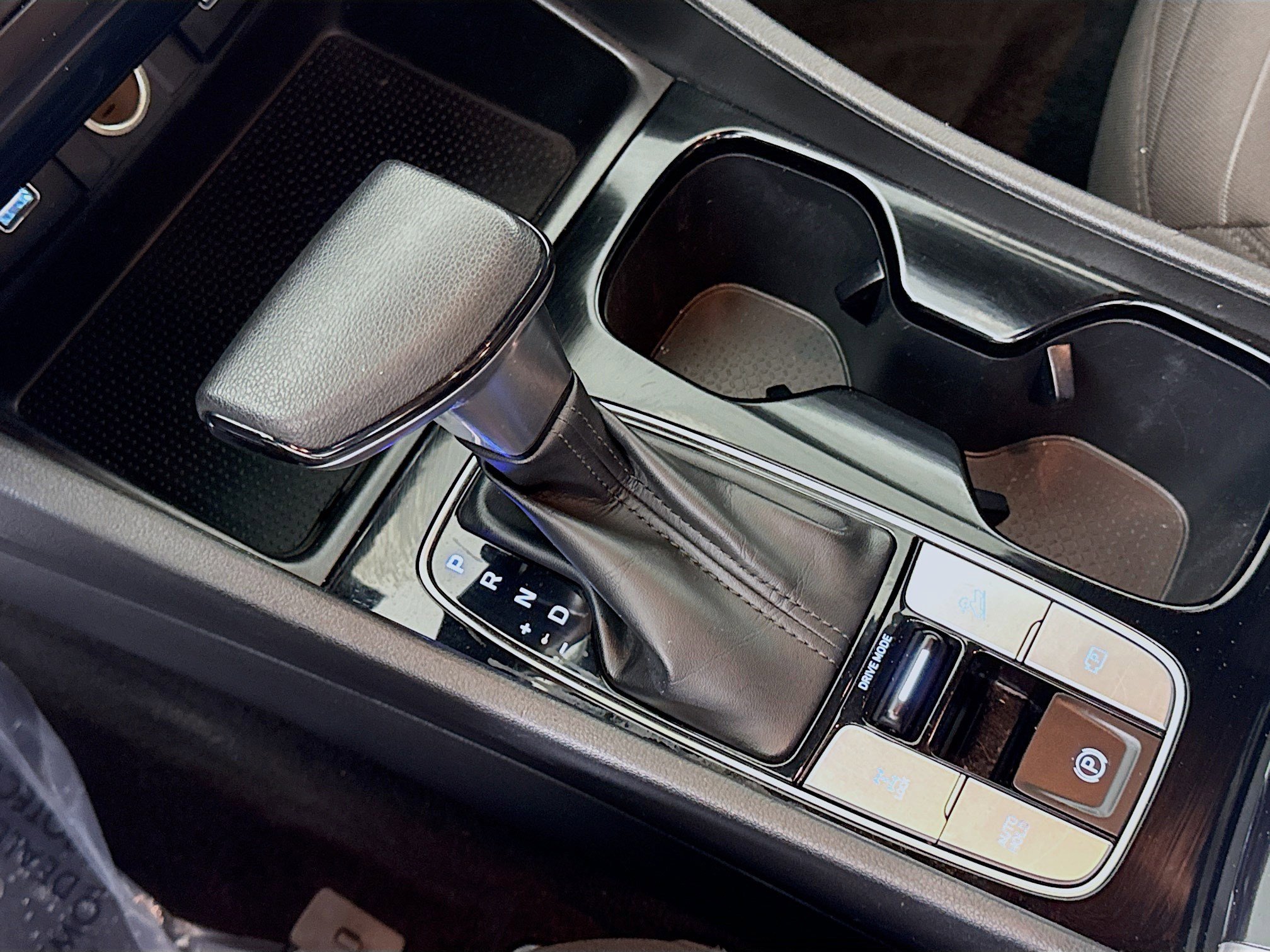 Used 2023 Hyundai Santa Cruz SE image 20