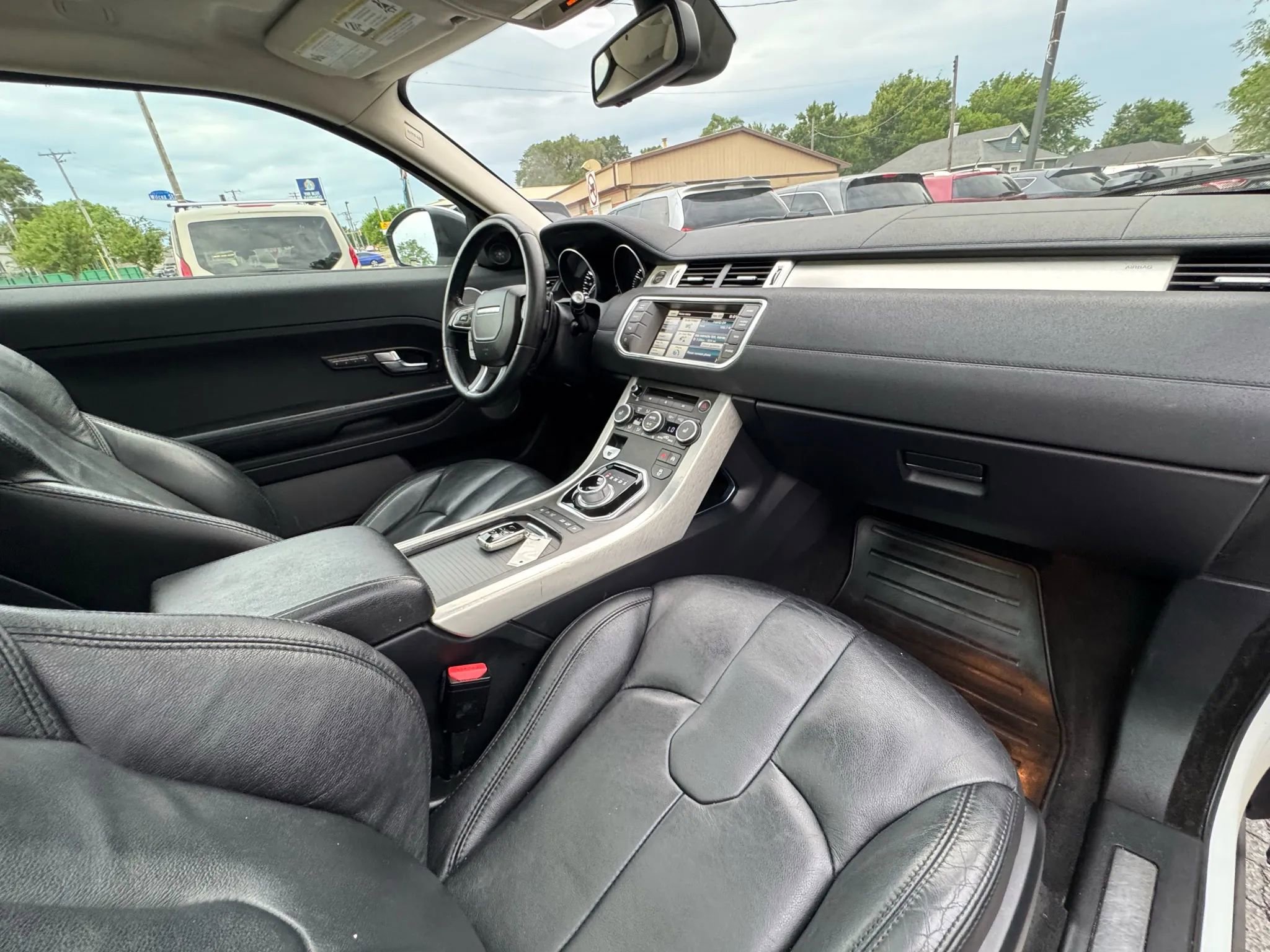 Used 2015 Land Rover Range Rover Evoque Pure Plus AWD/4WD image 17