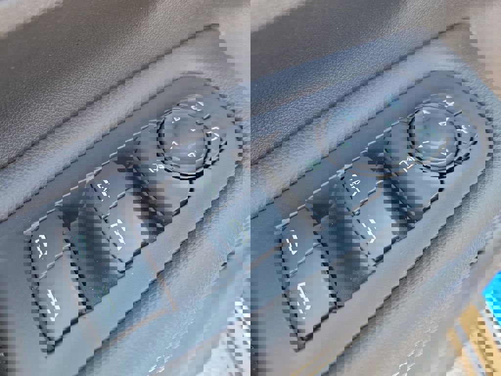 Certified 2024 GMC Terrain SLT w/ LPO, Floor Liner Package image 11