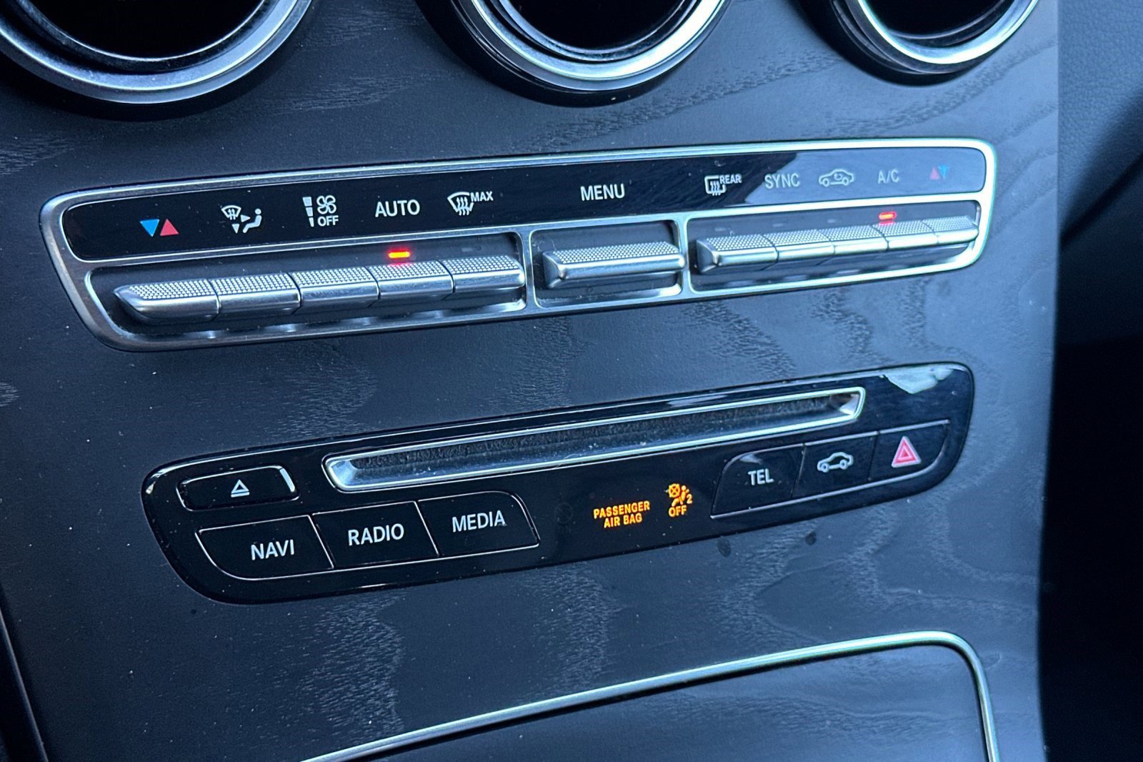 Used 2019 Mercedes-Benz GLC 300 4MATIC image 20