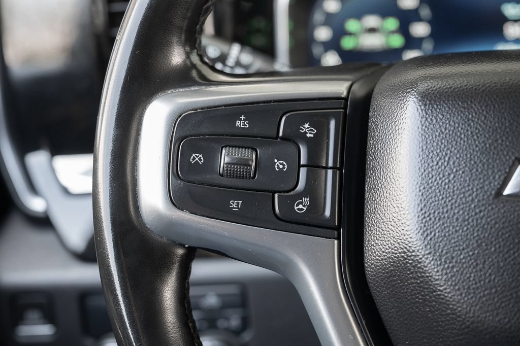 Used 2023 Chevrolet Silverado 1500 LT RWD image 23