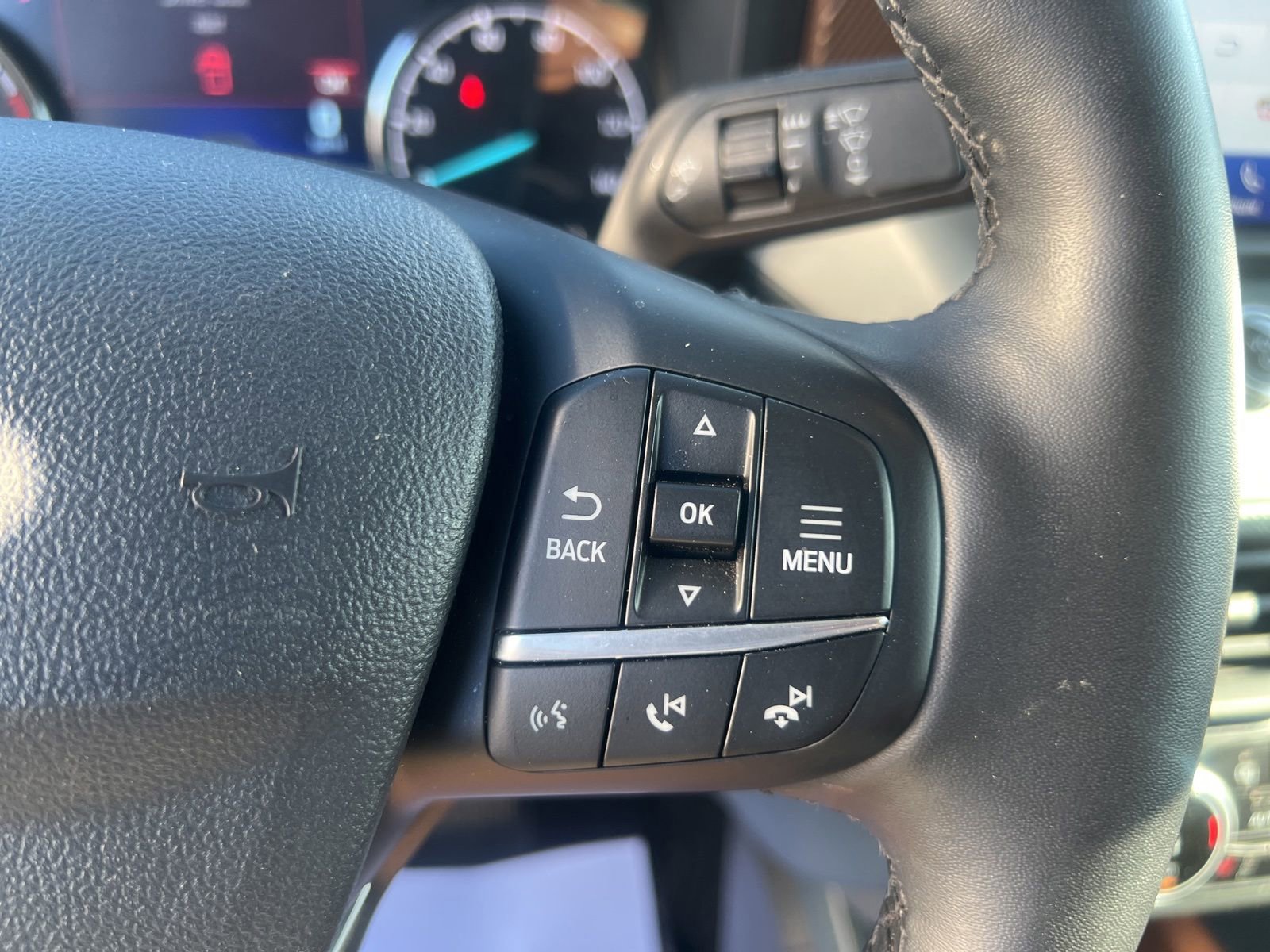Used 2024 Ford Maverick Lariat AWD/4WD image 30