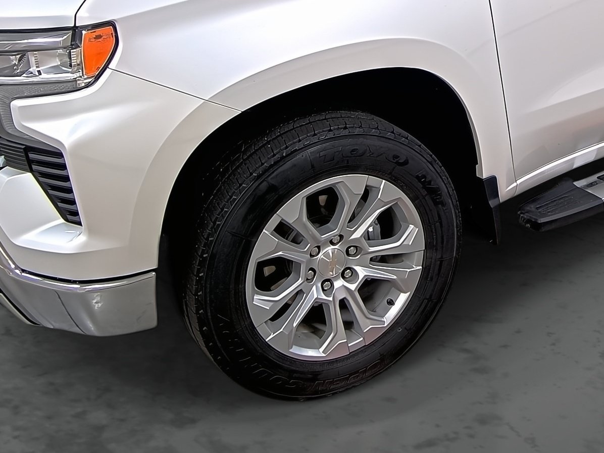Certified 2024 Chevrolet Silverado 1500 LTZ w/ Z71 Off-Road Package AWD/4WD image 7