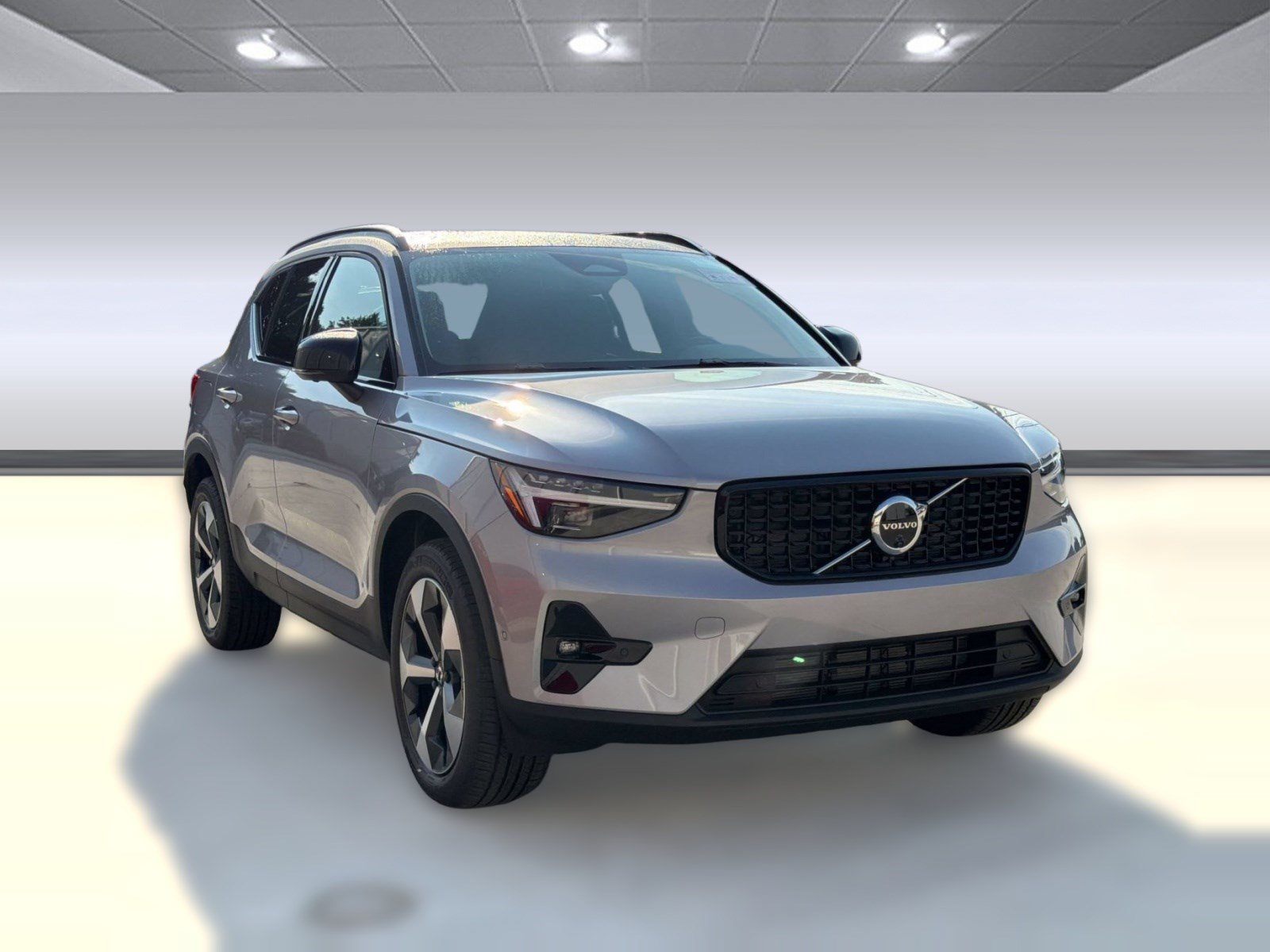 New 2026 Volvo XC40 B5 Plus w/ Protection Package Premier AWD/4WD image 7