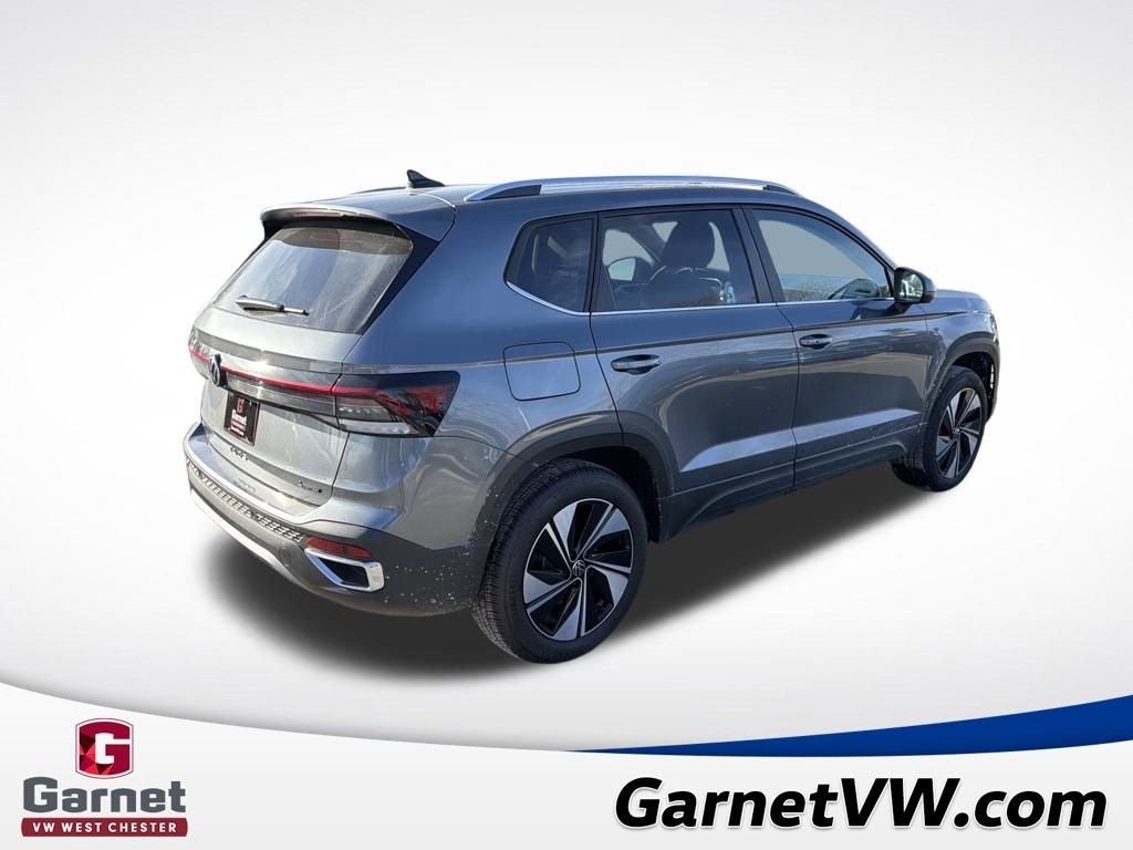 New 2026 Volkswagen Taos SE image 5