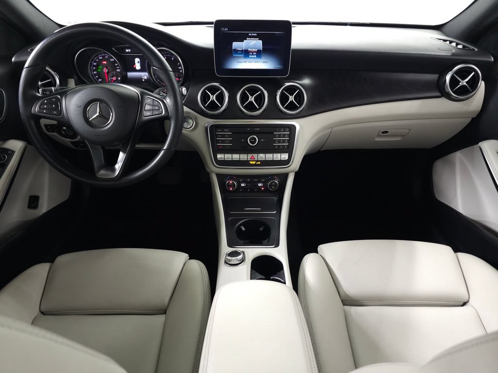 Used 2020 Mercedes-Benz GLA 250 4MATIC image 14