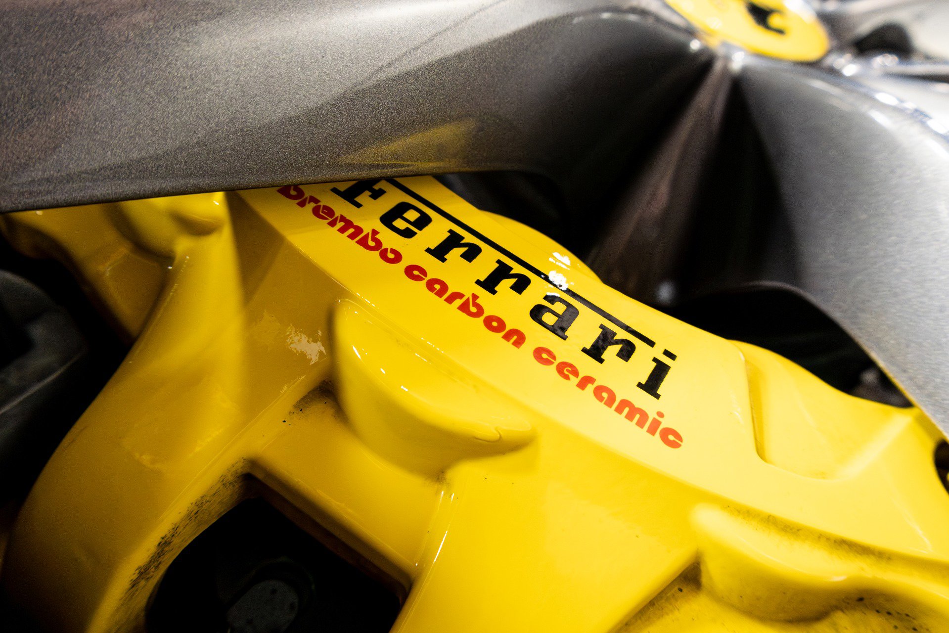 Used 2017 Ferrari 488 Spider image 24