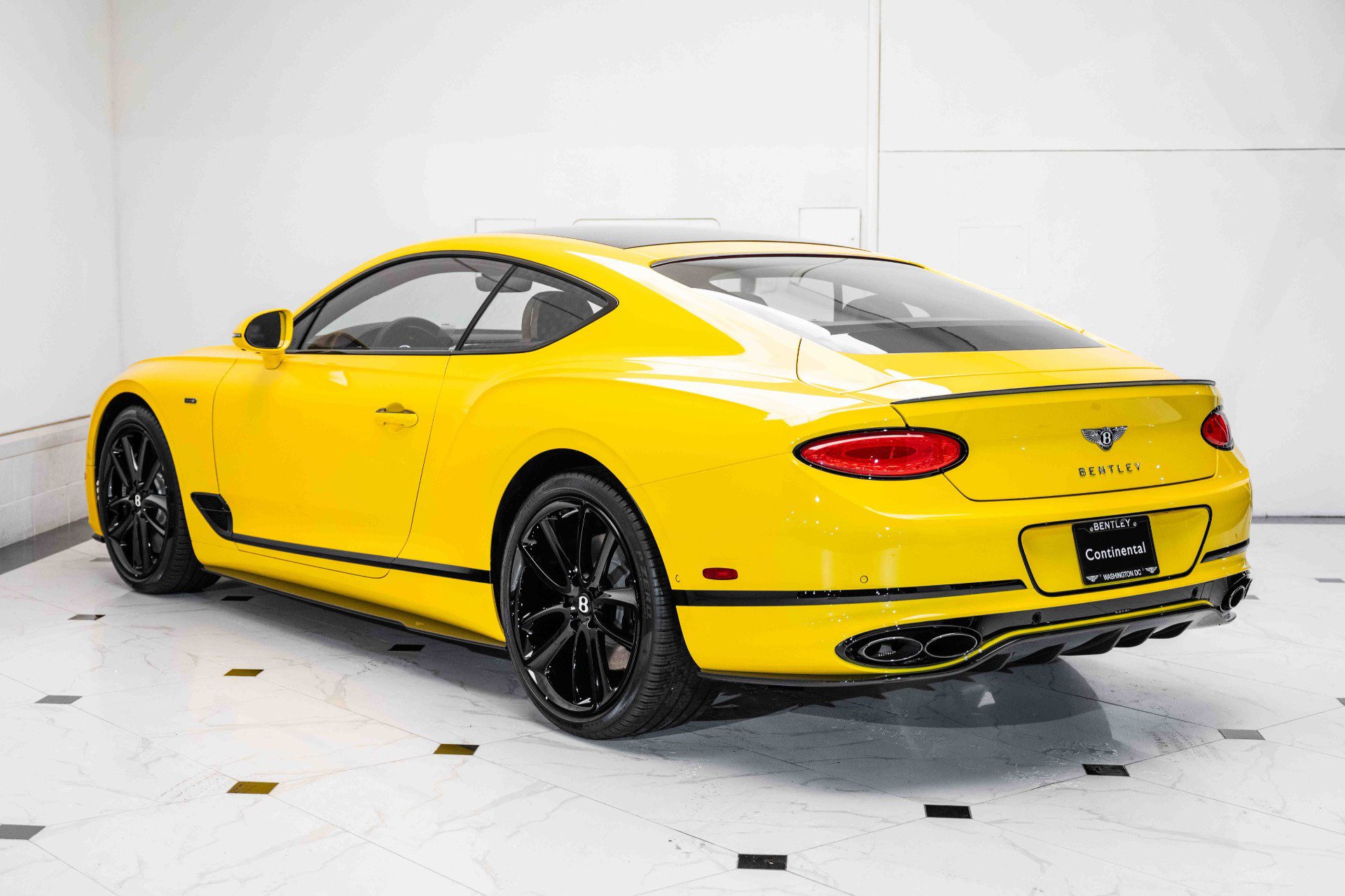 Used 2024 Bentley Continental GT V8 image 3