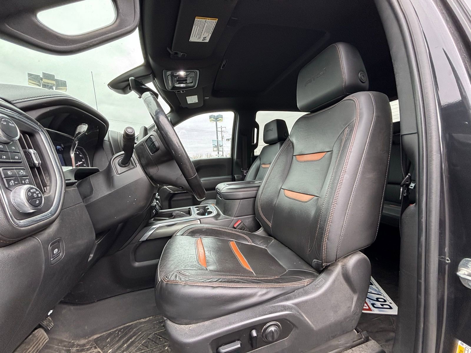 Used 2020 GMC Sierra 1500 AT4 w/ AT4 Premium Package image 8