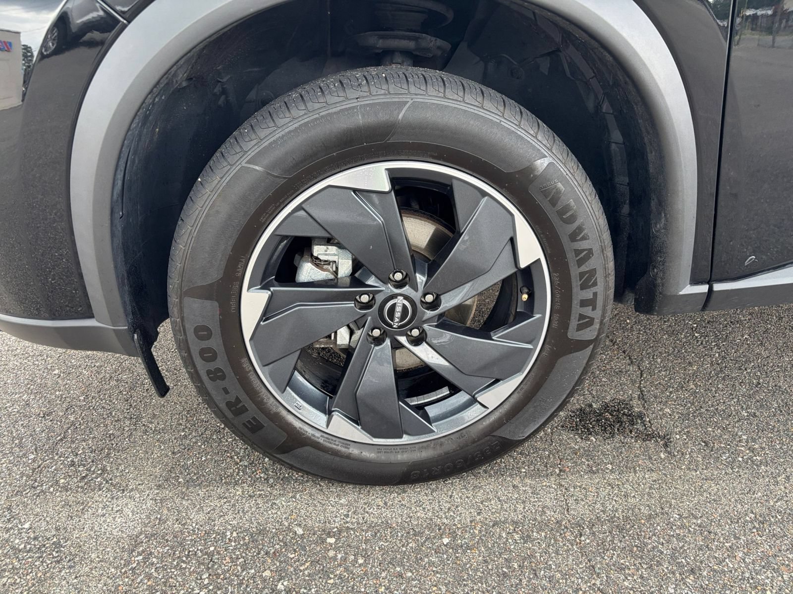 Used 2025 Nissan Rogue SV AWD/4WD image 28