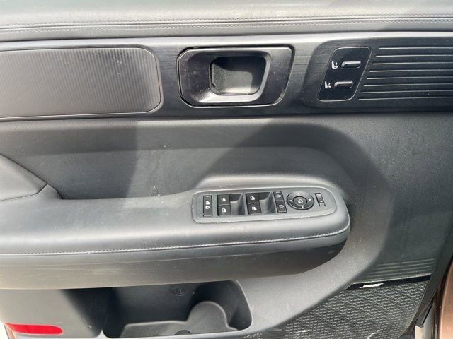 Used 2024 Hyundai Santa Fe Calligraphy image 10