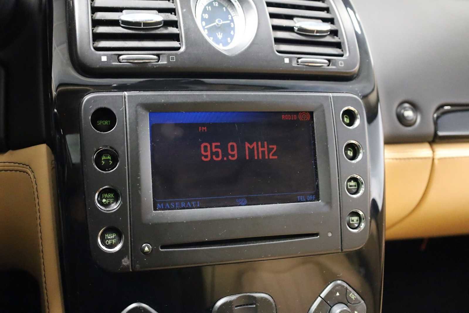 Used 2007 Maserati Quattroporte image 32