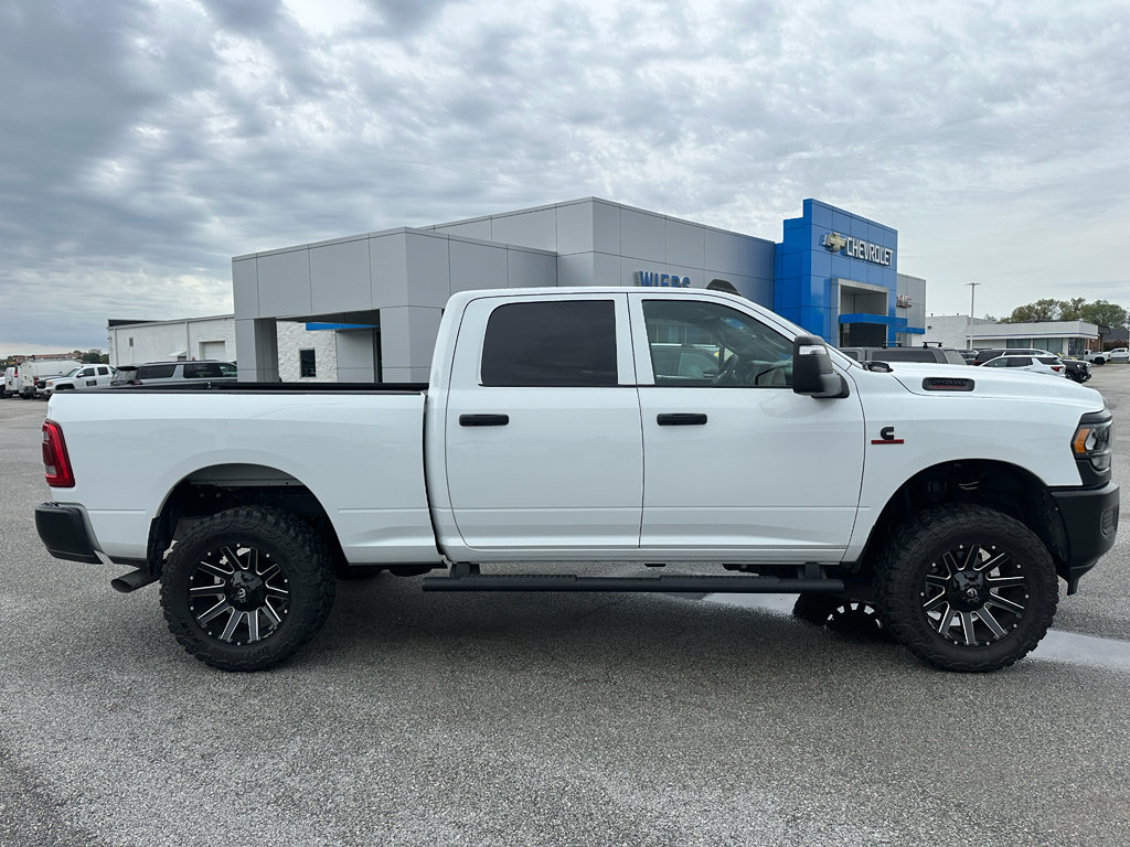 Used 2024 RAM 2500 Tradesman AWD/4WD image 3