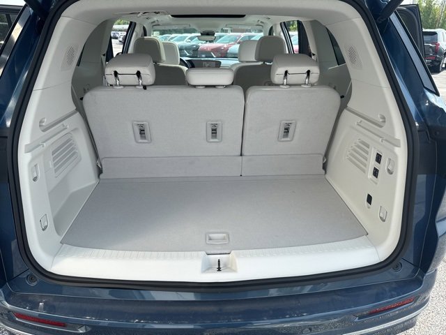 New 2026 Buick Enclave Avenir w/ LPO, Floor Liner Package image 36