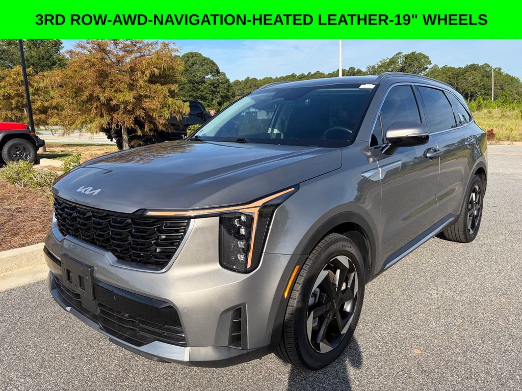 Used 2025 Kia Sorento EX