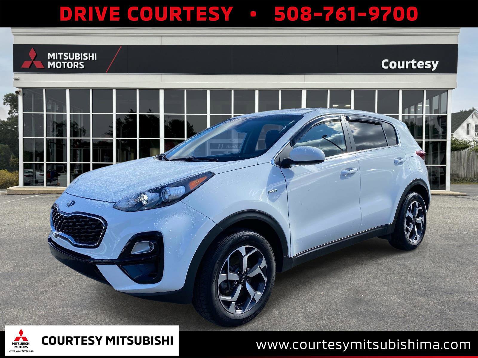 Used 2020 Kia Sportage LX image 1