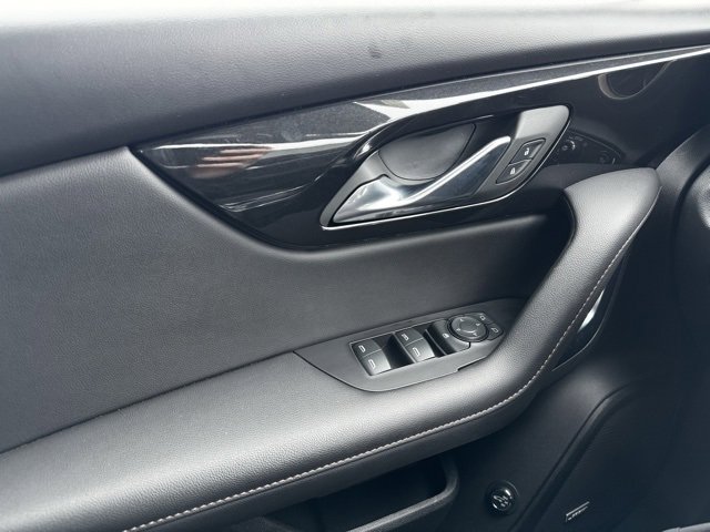 Certified 2024 Chevrolet Blazer Premier w/ Driver Confidence II Package image 35