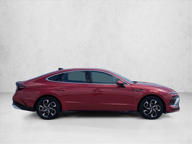 Used 2025 Hyundai Sonata SEL image 4
